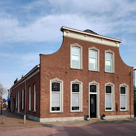 Familie- En Groepsverblijf Het Voorhuis Loon op Zand エクステリア 写真